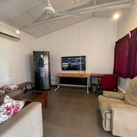 The Long Hostel Vịnh Arugam Ngoại thất bức ảnh